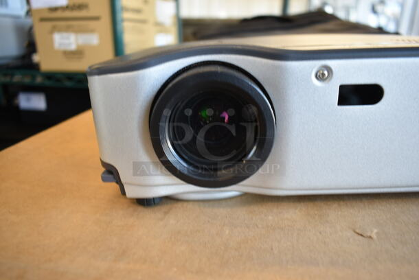 Epson PowerLite 50c Projector in Bag. 100-240 Volts, 1 Phase.  - Image 7 of 9