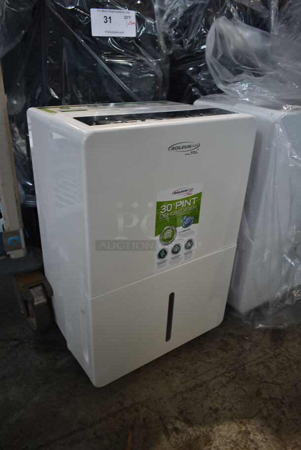 BRAND NEW SCRATCH AND DENT! Soleus Air HMT-D30-A 30-pint Dehumidifier. 115 Volts, 1 Phase. Tested and Working! - Image 2 of 6
