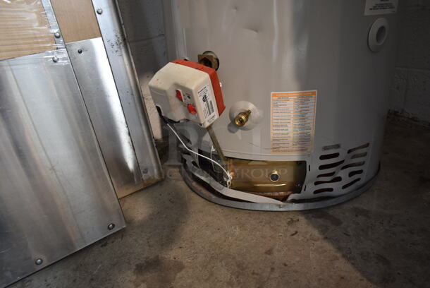 Bradford White M2TW75T6SX Metal Commercial Liquid Propane Gas Powered Automatic Storage Water Heater. - Image 4 of 5
