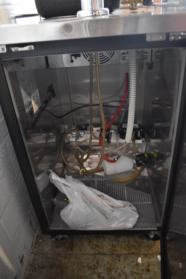 Avantco 178UDD1HC Stainless Steel Commercial Direct Draw Kegerator w/ Beer Tower and Tank on Commercial Casters. 115 Volts, 1 Phase. 24x30x55. Tested and Working! - Image 6 of 8