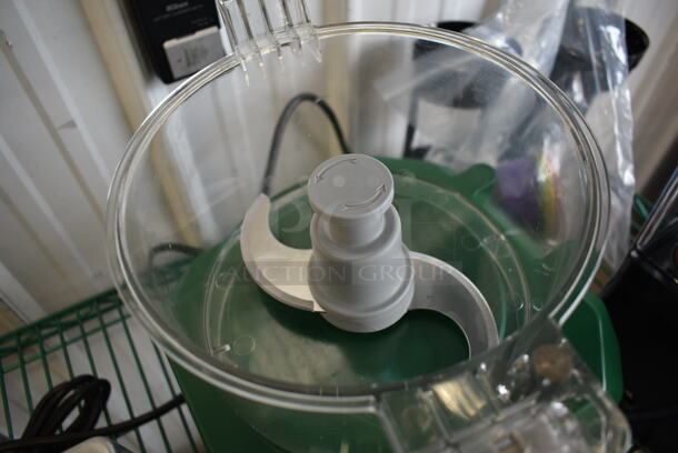 LIKE NEW! 2022 AvaMix VC60CN Metal Commercial Countertop Good Processor w/ S Blade, Bowl and Lid. 120 Volts, 1 Phase. Tested and Working! - Image 4 of 5