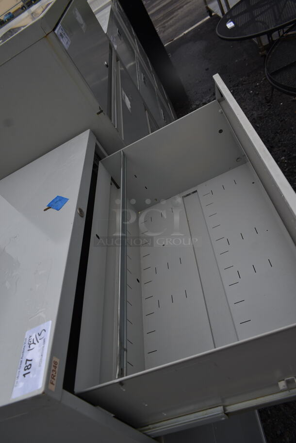 Metal 4 Drawer Filing Cabinet. - Image 3 of 6