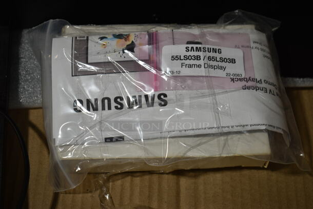 BRAND NEW SCRATCH AND DENT! Samsung 1010172 Black Frame Display - Image 5 of 7