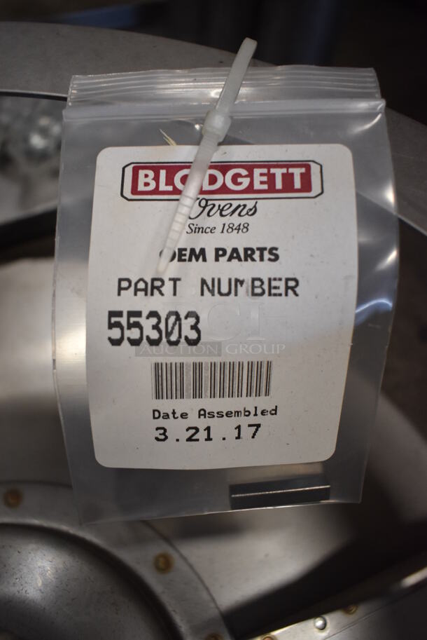 Box of Blodgett Parts Including 54791 Burner and 55303 Blower Wheel Key. - Image 7 of 9