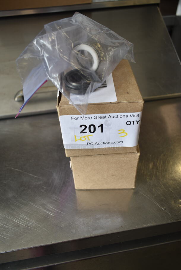 BRAND NEW SCRATCH AND DENT! Lot of 3 Items Including Manitowoc Ice 000007027 Sv Vlv Sol Evul4 115v 3/8x3/8", Manitowoc Ice 000005778 Water Seal, Manitowoc Ice 000007017 Sv Vlv Sol Evul6 230v 1/2x1/2".  - Image 1 of 5