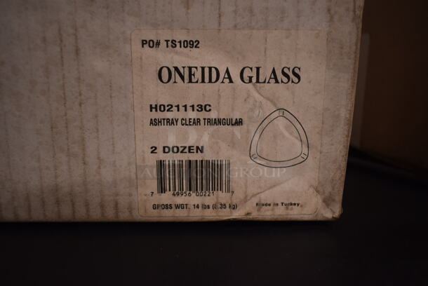 BRAND NEW SCRATCH AND DENT! Box of 24 Oneida H021113C Ashtray Clear Triangular. 