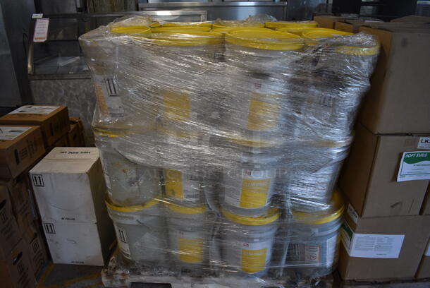 PALLET LOT of 36 Buckets of Swisher Clear Chlor Chlorinated Destainer. 12x12x16. 36 Times Your Bid!