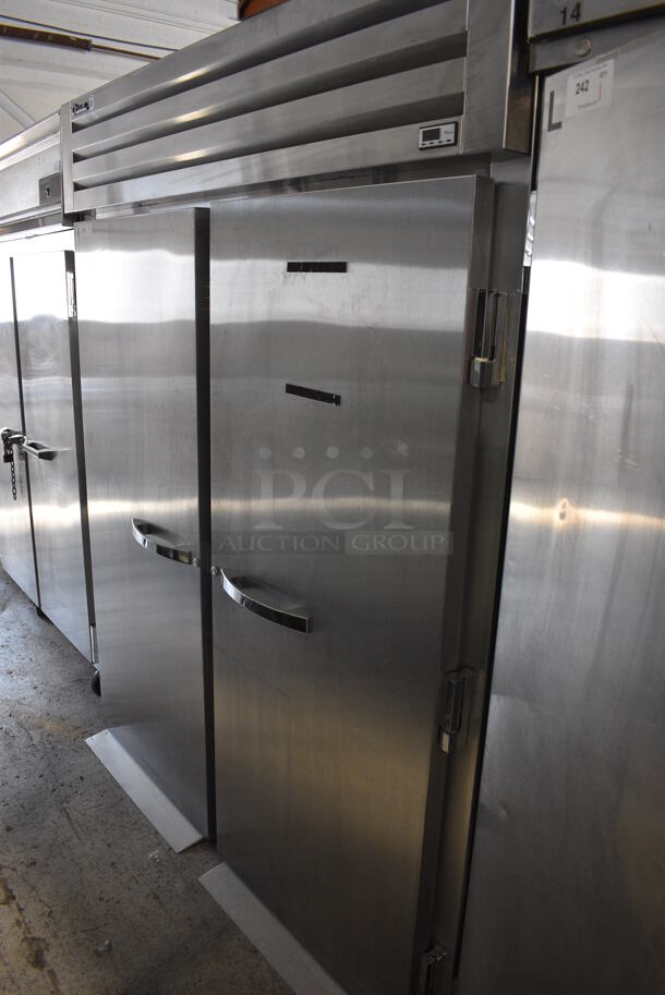 2017 True Model STG2RRI-2S Stainless Steel Commercial 2 Door Roll In Rack Cooler w/ 2 Ramps. 115 Volts, 1 Phase. 52x35x84. Tested and Working!