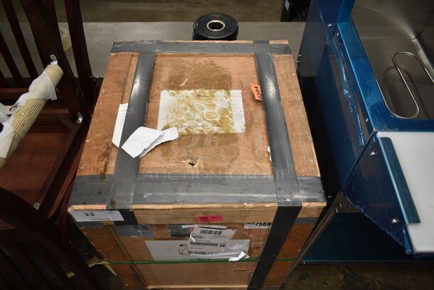 BRAND NEW SCRATCH AND DENT! Estella 348EDS12D Stainless Steel Commercial Countertop 12" Double Pass Dough Sheeter. Stock Picture Used as Gallery. 120 Volts, 1 Phase. Tested and Working! - Image 3 of 10