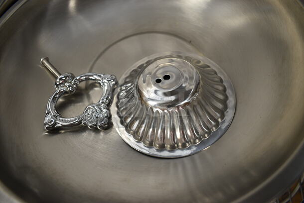 2 BRAND NEW SCRATCH AND DENT! Choice Classic 5 Qt. Round Chafer. Missing 1 Lid. 2 Times Your Bid! - Image 5 of 7