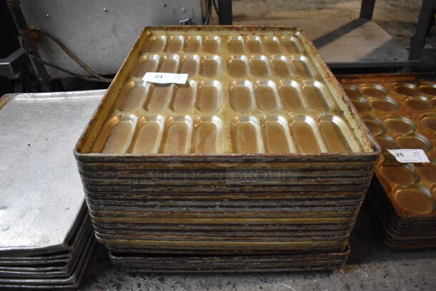 19 Metal 32 Compartment Baking Pans. 19x26x1.5. 19 Times Your Bid! - Image 3 of 3