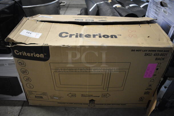BRAND NEW IN BOX! Criterion CMH16M1B Metal Microwave Oven w/ Plate. 120 Volts, 1 Phase. 31x19x19 - Image 8 of 8