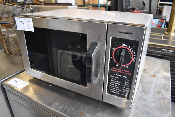 Panasonic CME-1024F Metal Commercial Countertop Microwave Oven. 120 Volts, 1 Phase. 20x15x12 - Image 2 of 7