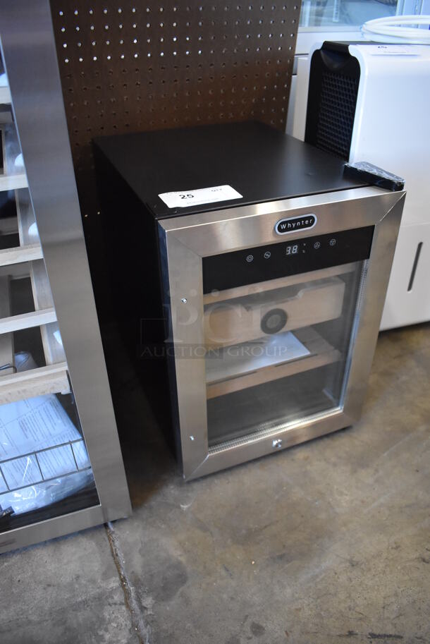 BRAND NEW SCRATCH AND DENT! Whynter CHC-123DS Stainless Steel Single Door Cigar Humidor Merchandiser. 110-120 Volts, 1 Phase. Tested and Working! - Image 3 of 7