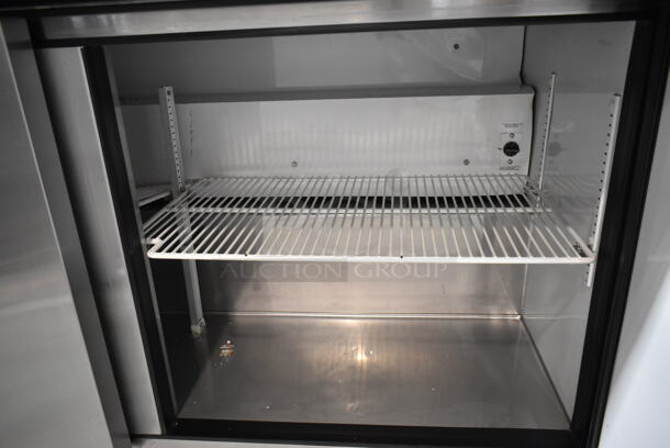 True TSSU-60-16 Stainless Steel Commercial Sandwich Salad Prep Table Bain Marie Mega Top on Commercial Casters. 115 Volts, 1 Phase. Tested and Powers On But Does Not Get Cold - Image 4 of 6