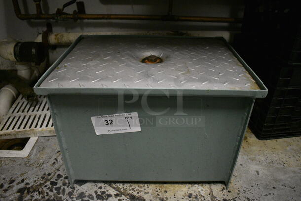 Metal Commercial Grease Trap. 19x14x12. (kitchen) - Image 1 of 4