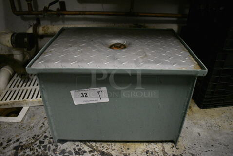 Metal Commercial Grease Trap. 19x14x12. (kitchen)