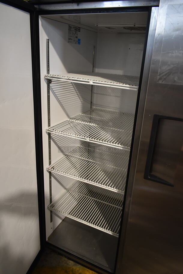 2015 True TG2R-2S ENERGY STAR Stainless Steel Commercial 2 Door Reach In Cooler w/ Poly Coated Racks. 115 Volts, 1 Phase. Tested and Working! - Image 4 of 7