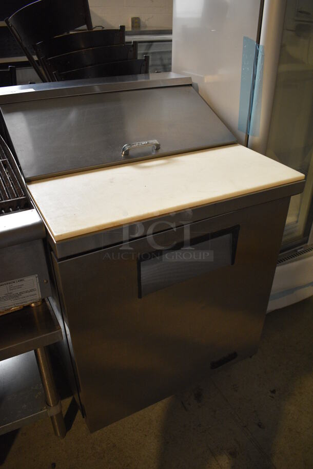 True Model TSSU-27-8 Stainless Steel Commercial Sandwich Salad Prep Table Bain Marie Mega Top w/ Various Drop In Bins and Cutting Board on Commercial Casters. 115 Volts, 1 Phase. 27.5x30x42.5. Tested and Working! - Image 2 of 6