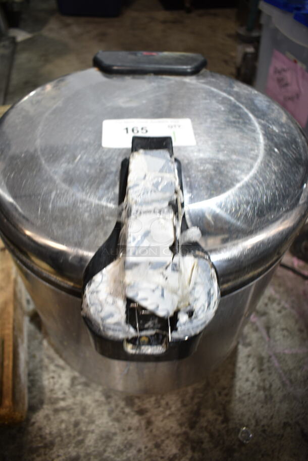 Winco RW-S450 Stainless Steel Countertop Rice Cooker. 110 Volts, 1 Phase. Tested and Working! - Image 3 of 4