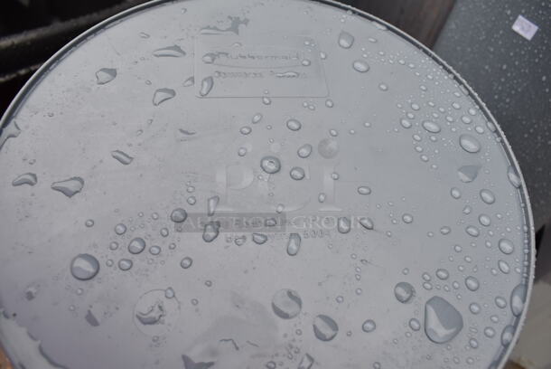 15 BRAND NEW! Rubbermaid Gray Poly Trash Cans. 13.5x13.5x27.5. 15 Times Your Bid! - Image 4 of 4
