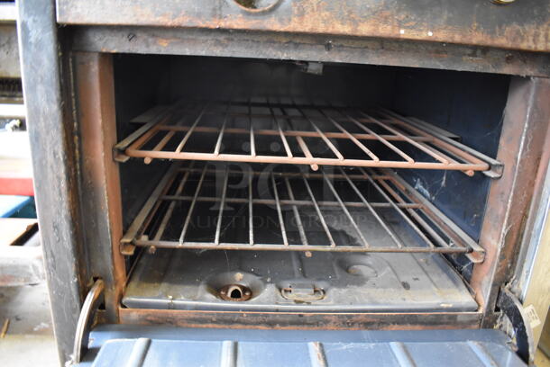 Waste King Universal Chef Stainless Steel Commercial Natural Gas Powered Flat Top Griddle w/ Oven and Back Splash. 32x36x61.5 - Image 6 of 7