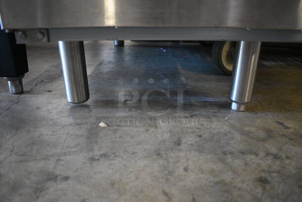 2021 CPG 351FFOP40N Stainless Steel Commercial Floor Style Natural Gas Powered Deep Fat Fryer w/ 2 Metal Fry Baskets. 90,000 BTU. Unit Was Only Used Once! 15.5x33x43. Tested and Working! - Image 7 of 7