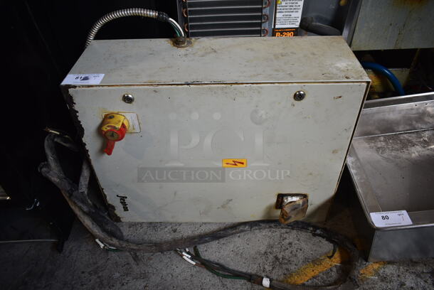 Metal Control Box. - Image 1 of 9