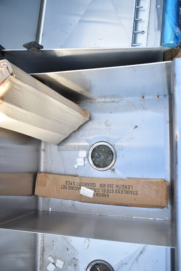 BRAND NEW SCRATCH AND DENT! Stainless Steel Commercial 2 Bay Sink. Bays 18x21x14 - Image 6 of 7