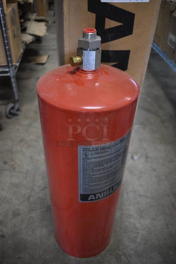 BRAND NEW IN BOX! Ansul Model R102-3 Metal Fire Suppression Tank. 7.5x7.5x23 - Image 3 of 3