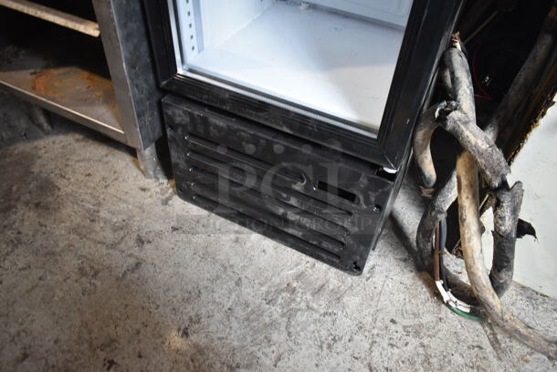 BRAND NEW SCRATCH AND DENT! Galaxy 177GDN5RBB Metal Commercial Single Door Reach In Cooler Merchandiser w/ Poly Coated Racks. 115 Volts, 1 Phase. Tested and Working! - Image 5 of 10