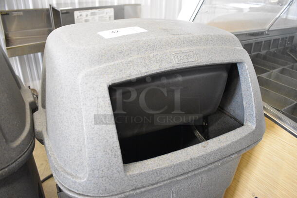 Toter Gray Poly Trash Can Shell w/ Lid. 25x25x43 - Image 3 of 5