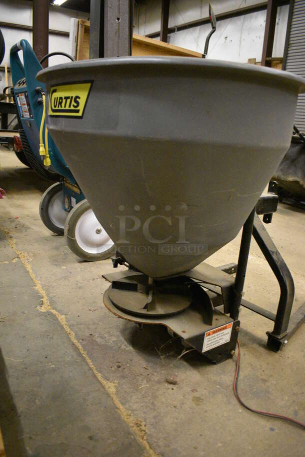 Curtis Hitch Mount Salt Spreader (CSS) - Image 6 of 9