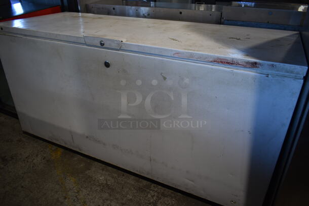 General Electric GE FCM 22DJB WW Metal Chest Freezer w/ Hinge Lid. 115 Volts, 1 Phase. Tested and Working! - Image 3 of 5