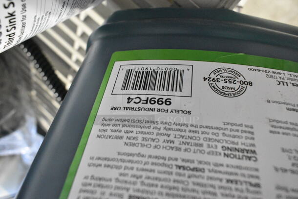 4 BRAND NEW SCRATCH AND DENT! Items Including Noble Chemical 2.5 Gallon / 320 oz. Step & Shine Concentrated Floor Cleaner Jug and 3 Noble Chemical 1 Gallon / 128 oz. Bacti-Free Concentrated Third Sink Sanitizer. 4 Times Your Bid!  - Image 4 of 6