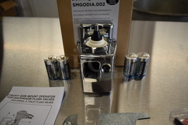 BRAND NEW SCRATCH AND DENT! American Standard SMGODIA.002 Side-Mount Sensor-Operated Retrofit for Manual Diaphragm Flush Valves - Image 6 of 8