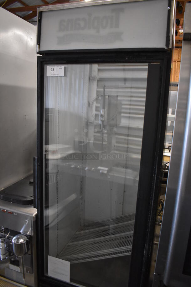 True GDM-23 Metal Commercial Single Door Reach In Cooler Merchandiser. 115 Volts, 1 Phase. 27x31x79. Tested and Does Not Power On - Image 2 of 7