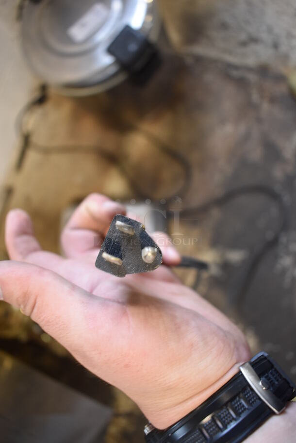 Waring WCT708 Metal Countertop 4 Slot Toaster. 120 Volts, 1 Phase. - Image 5 of 5