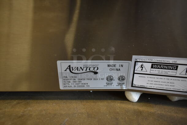 BRAND NEW SCRATCH AND DENT! Avantco 177F202 Stainless Steel Commercial Countertop Electric Powered 2 Bay Deep Fat Fryer w/ 2 Lids and 2 Fry Baskets. 208/240 Volts, 1 Phase. - Image 9 of 9