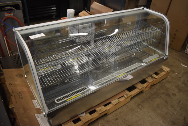 BRAND NEW SCRATCH AND DENT! Avantco 360BCDI60W Metal Commercial Countertop White Curved Refrigerated Drop-In Countertop Bakery Display Case Merchandiser. 110-120 Volts, 1 Phase. 60x23x27. Tested and Working! - Image 4 of 6