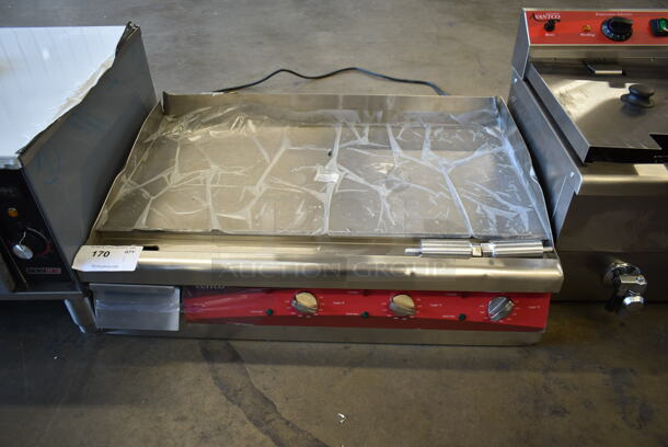BRAND NEW SCRATCH AND DENT! 2023 Avantco 177EG30N Stainless Steel Commercial Countertop Electric Powered Flat Top Griddle. 208/240 Volts, 1 Phase.