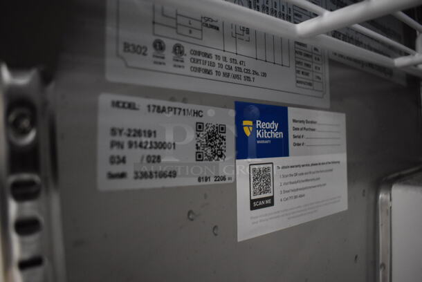 BRAND NEW SCRATCH AND DENT! Avantco 178APT71MHC Stainless Steel Commercial Sandwich Salad Prep Table Bain Marie Mega Top on Commercial Casters. 115 Volts,  Phase. 71x36x47. Tested and Working! - Image 11 of 11