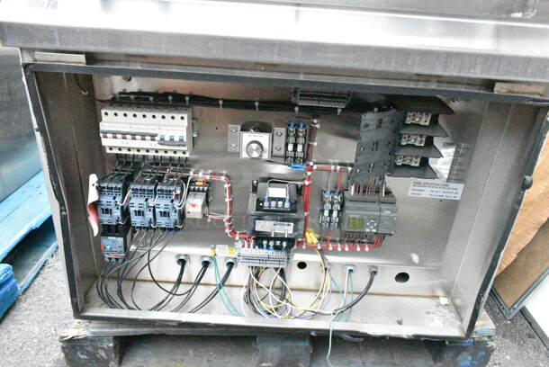 LVO FL14E Stainless Steel Commercial Floor Style Pot and Pan Washer. 460 Volts, 3 Phase. - Image 2 of 12