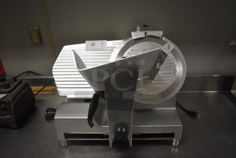 Avantco SL300C Stainless Steel Commercial Countertop Automatic Meat Slicer / Blade Sharpener. 110-120 Volts, 1 Phase. 24x20x19. Item Was in Working Condition on Last Day of Business. (kitchen)
