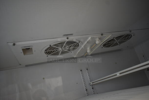 True TG2R-2S ENERGY STAR Stainless Steel Commercial 2 Door Reach In Cooler w/ Poly Coated Racks on Commercial Casters. 115 Volts, 1 Phase. Tested and Working! - Image 6 of 8
