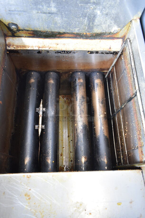 Black Diamond BRGF-120/NG Stainless Steel Commercial Floor Style Natural Gas Powered Deep Fat Fryer w/ 2 Metal Fry Baskets. 120,000 BTU.  - Image 5 of 7