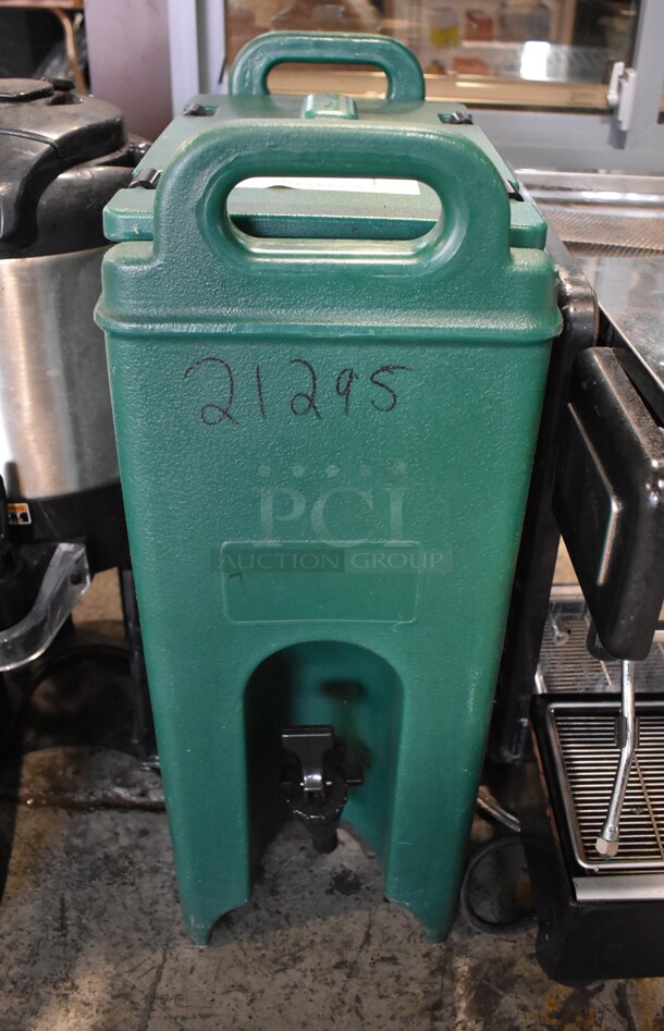 Cambro 500LCD Green Poly Insulated Beverage Holder Dispenser. 9x16.5x24 - Image 1 of 6