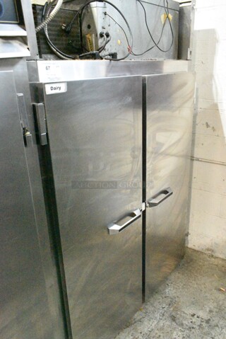 Victory RS-2D-S7 Stainless Steel Commercial 2 Door Reach In Cooler. 115 Volts, 1 Phase. Tested and Powers On But Does Not Get Cold