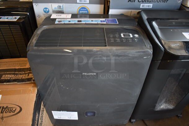 Pelonis PAD60P1AGR Dehumidifier. 115 Volts, 1 Phase. 18.5x14x24. Tested and Working!