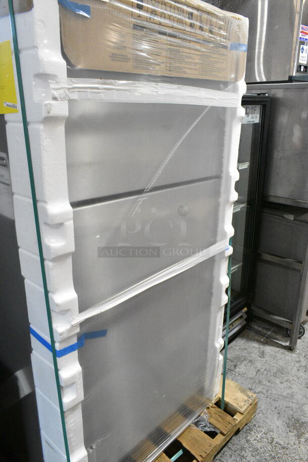 BRAND NEW! Whirlpool WRT311FZDM05 Stainless Steel Cooler w/ Freezer. Tested and Working! - Image 2 of 3